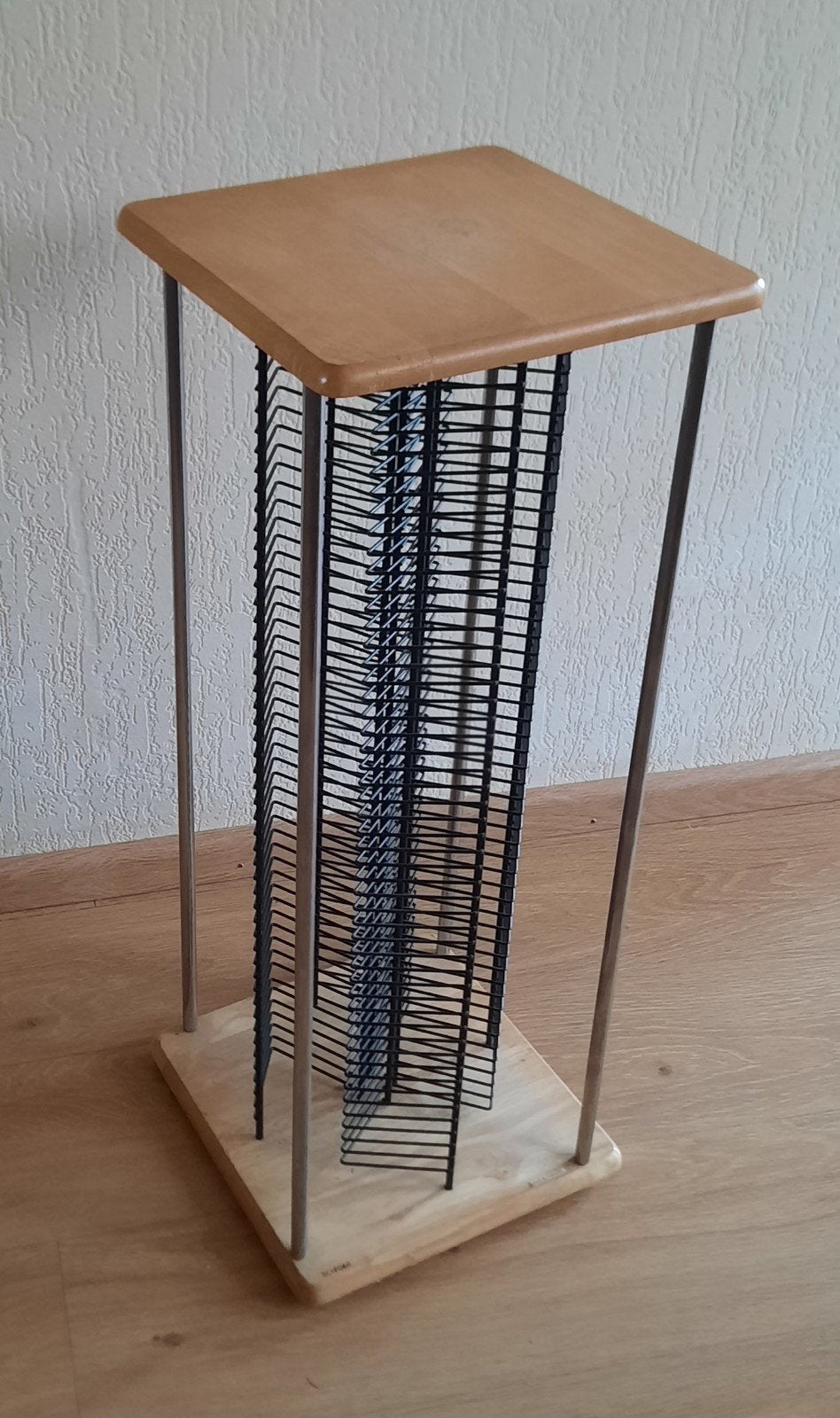 CD rek opdraaiplateau voor 200 CD's, Huis en Inrichting, Woonaccessoires | Cd- en Dvd-rekken, Ophalen