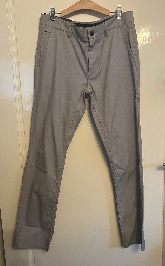 Nieuwe Chino-Slim broek van Hugo Boss, Kleding | Heren, Broeken en Pantalons, Nieuw, Maat 48/50 (M), Grijs, Ophalen of Verzenden