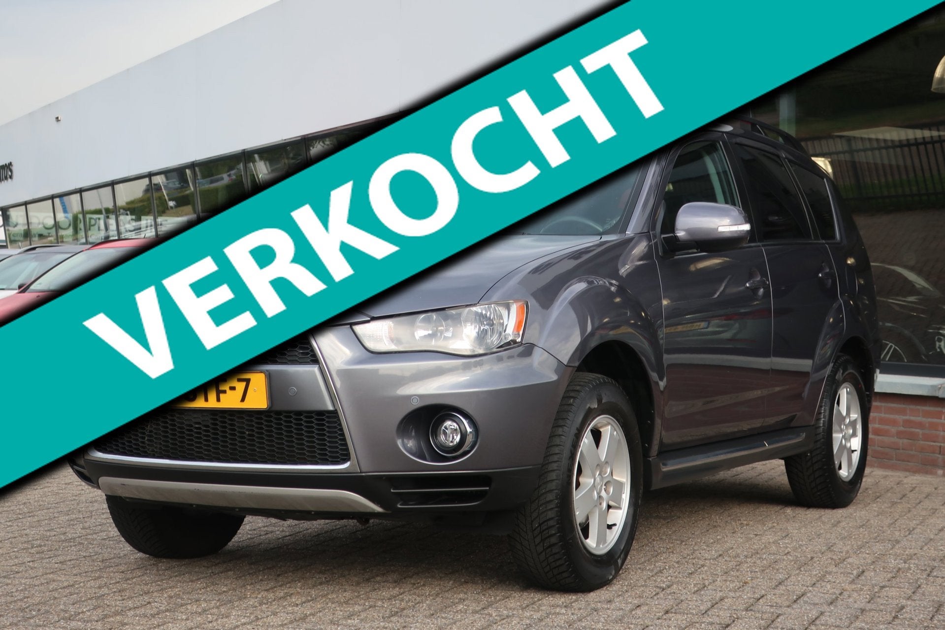 Mitsubishi Outlander 2.0 Intro Edition 2e EIG_CLIMA_CRUIS_PD, Auto's, Zwart, 4 cilinders, Origineel Nederlands, Bedrijf