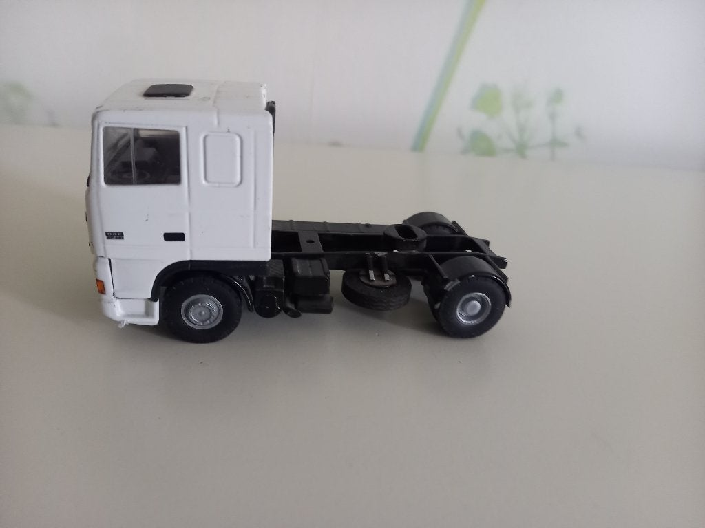 Daf XF trekker, Ophalen of Verzenden, Zo goed als nieuw, Bus of Vrachtwagen, Lion Toys