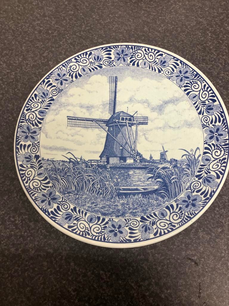 Delfts Blauw bord met molenlandschap, Ophalen of Verzenden