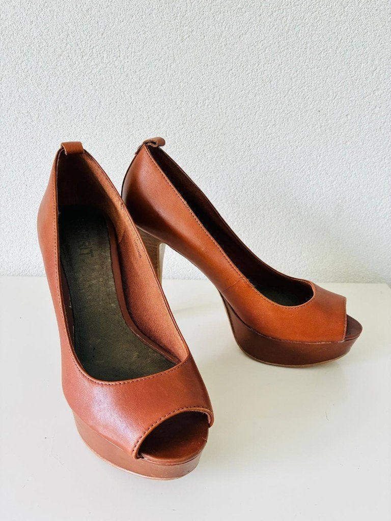 peep toe hakken platform pumps dames cognac 37, Pumps, Bruin, Ophalen of Verzenden, Zo goed als nieuw
