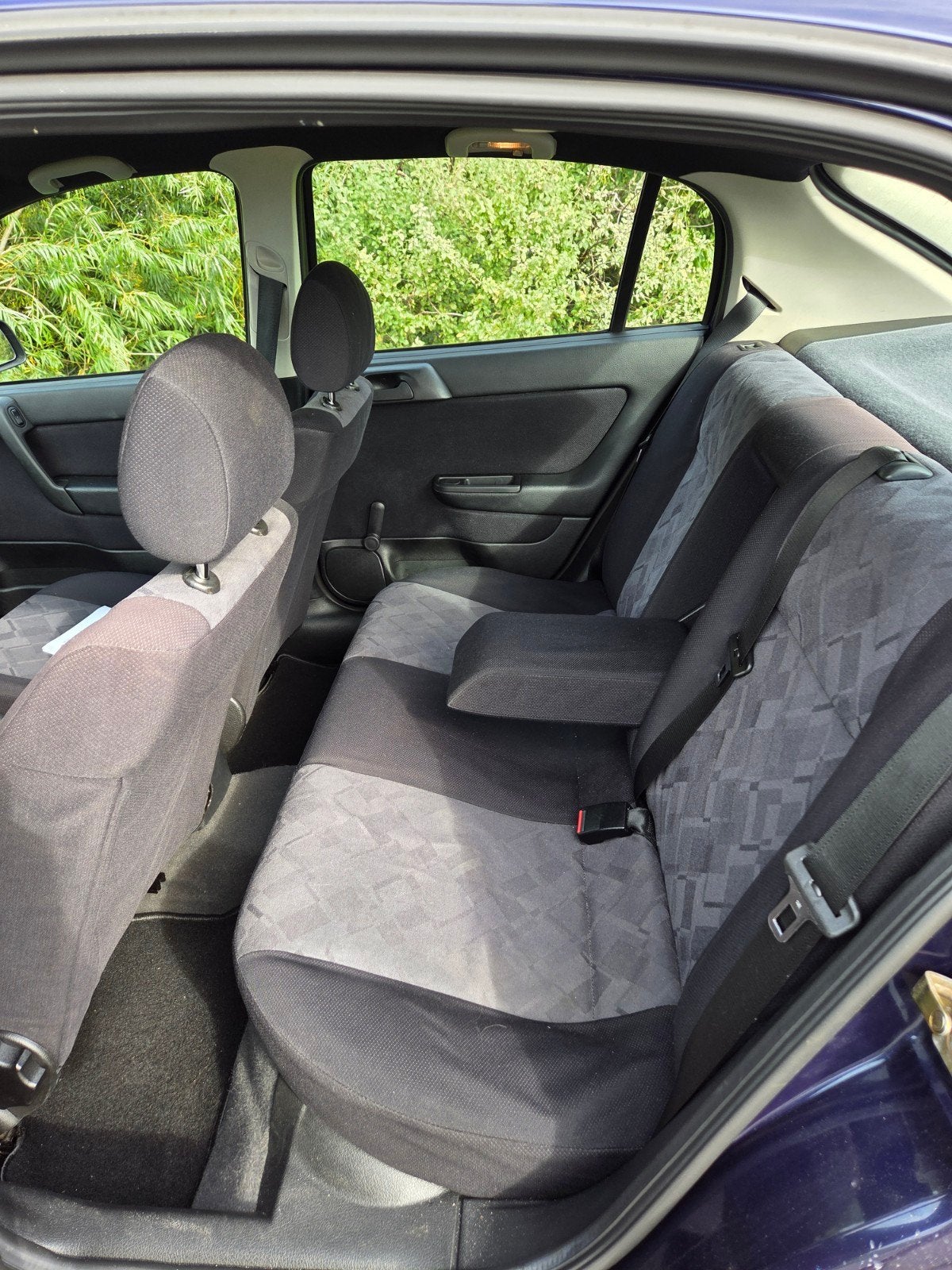 Foto 10 van Opel Astra 1.6 I 16V Airco,cruise,nieuwe apk