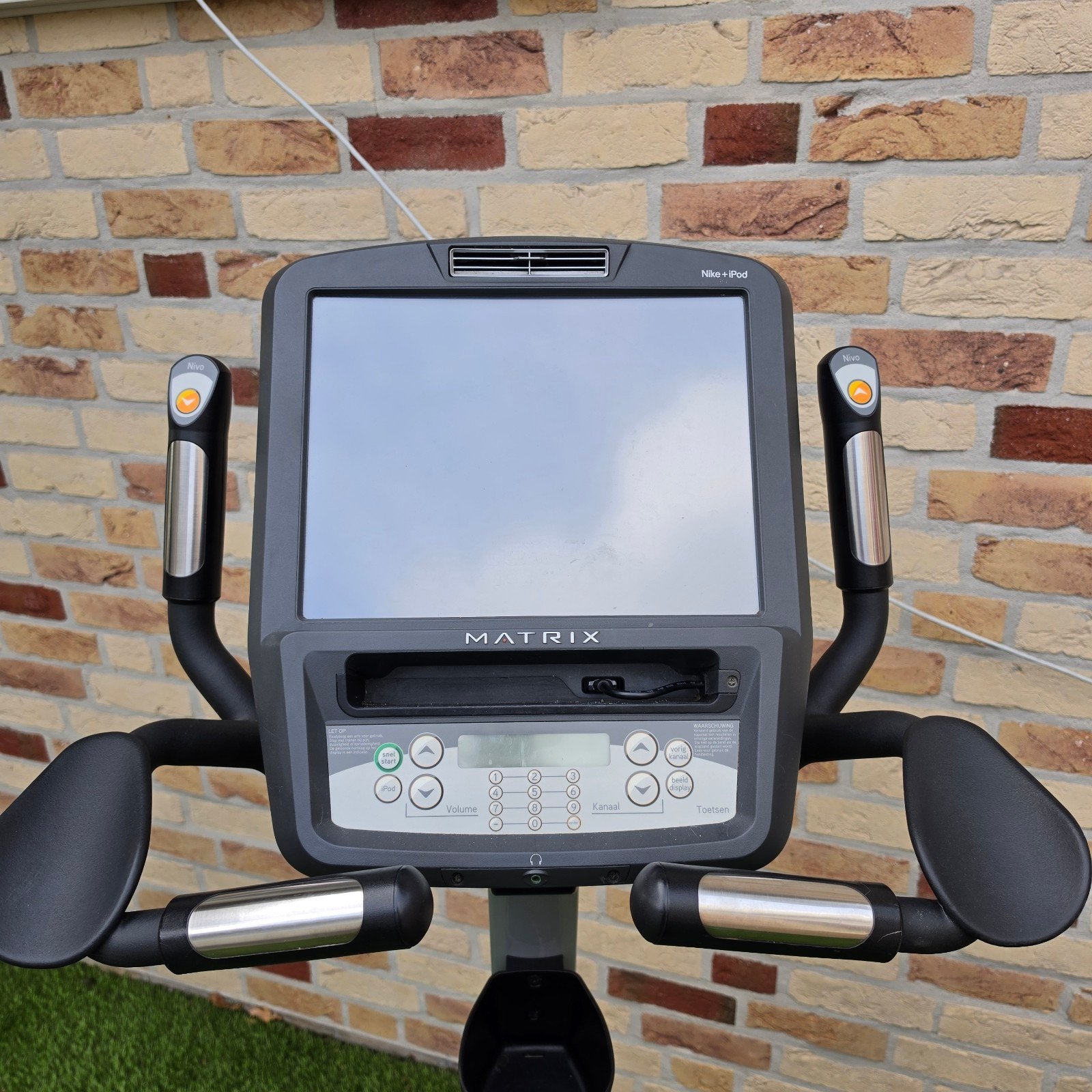 Foto 9 van Matrix U7xe Professionele Hometrainer met Touchscreen