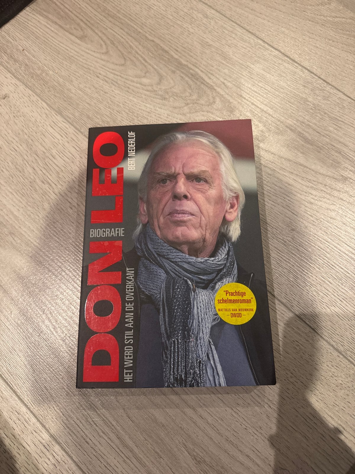 Don Leo: Het werd stil aan de overkant - Biografie, Boeken, Ophalen of Verzenden, Zo goed als nieuw, Sport