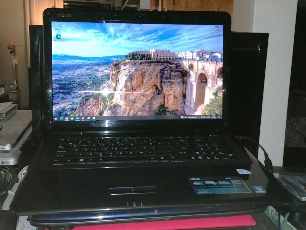 Asus K70IJ Series '4GB - 64Bit' (2,20Ghz - Win10), Computers en Software, Vintage Computers, Ophalen of Verzenden