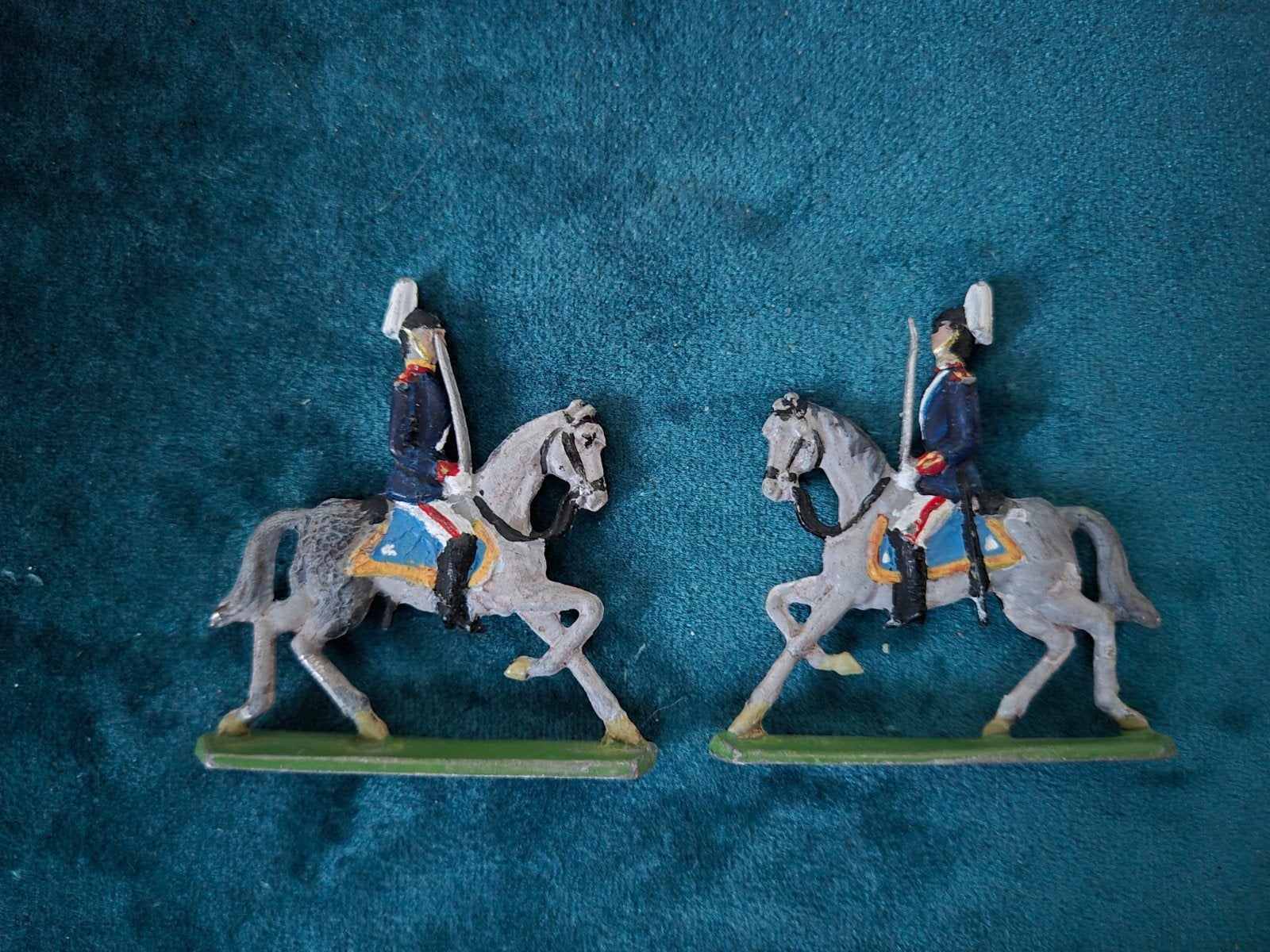 2x tinnen soldaat Napoleontische Tijdperk Cavalerie Officier, Verzamelen, Ophalen of Verzenden