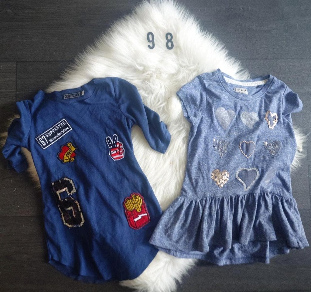 Twee blauwe jurken korte mouw maat 98, Kinderen en Baby's, Kinderkleding | Maat 98, Ophalen of Verzenden, Gebruikt, Meisje, Jurk of Rok