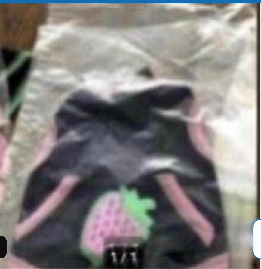Shirt met aardbei applicatie 16-18 cm, Dieren en Toebehoren, Ophalen of Verzenden, Nieuw, Hondenshirt