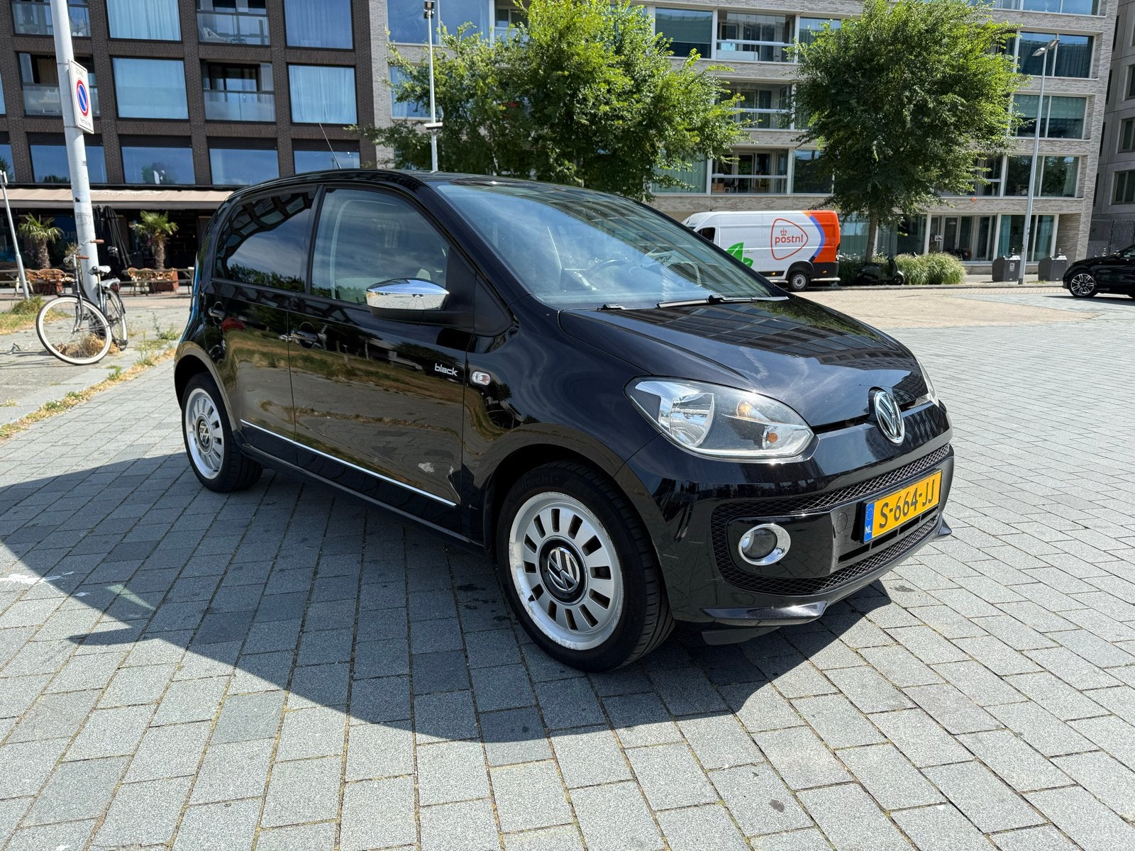 Volkswagen up! 1.0 55KW/75PK 3-DRS 2012 Zwart, Euro 5, Stof, 74 pk, 4 stoelen