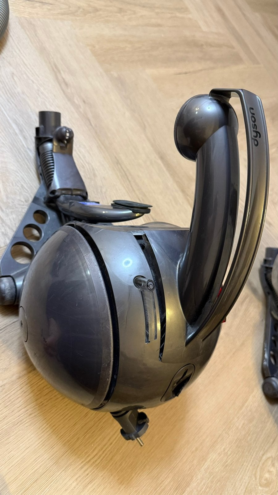 Behuizing geschikt voor dyson dc33c orgin, Ophalen of Verzenden, Zo goed als nieuw