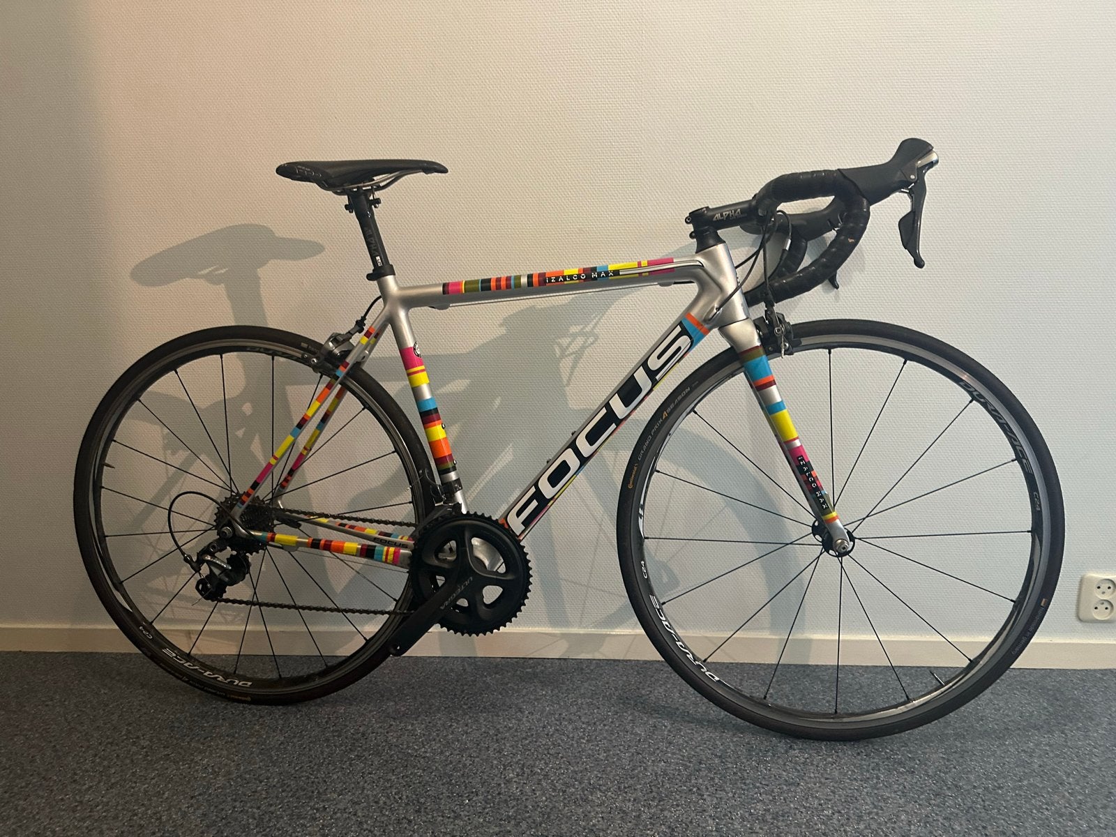 Focus Izalco Max racefiets - 6,4 kg - Shimano Dura Ace C24, Fietsen en Brommers, 28 inch, Gebruikt, Carbon, Velgrem