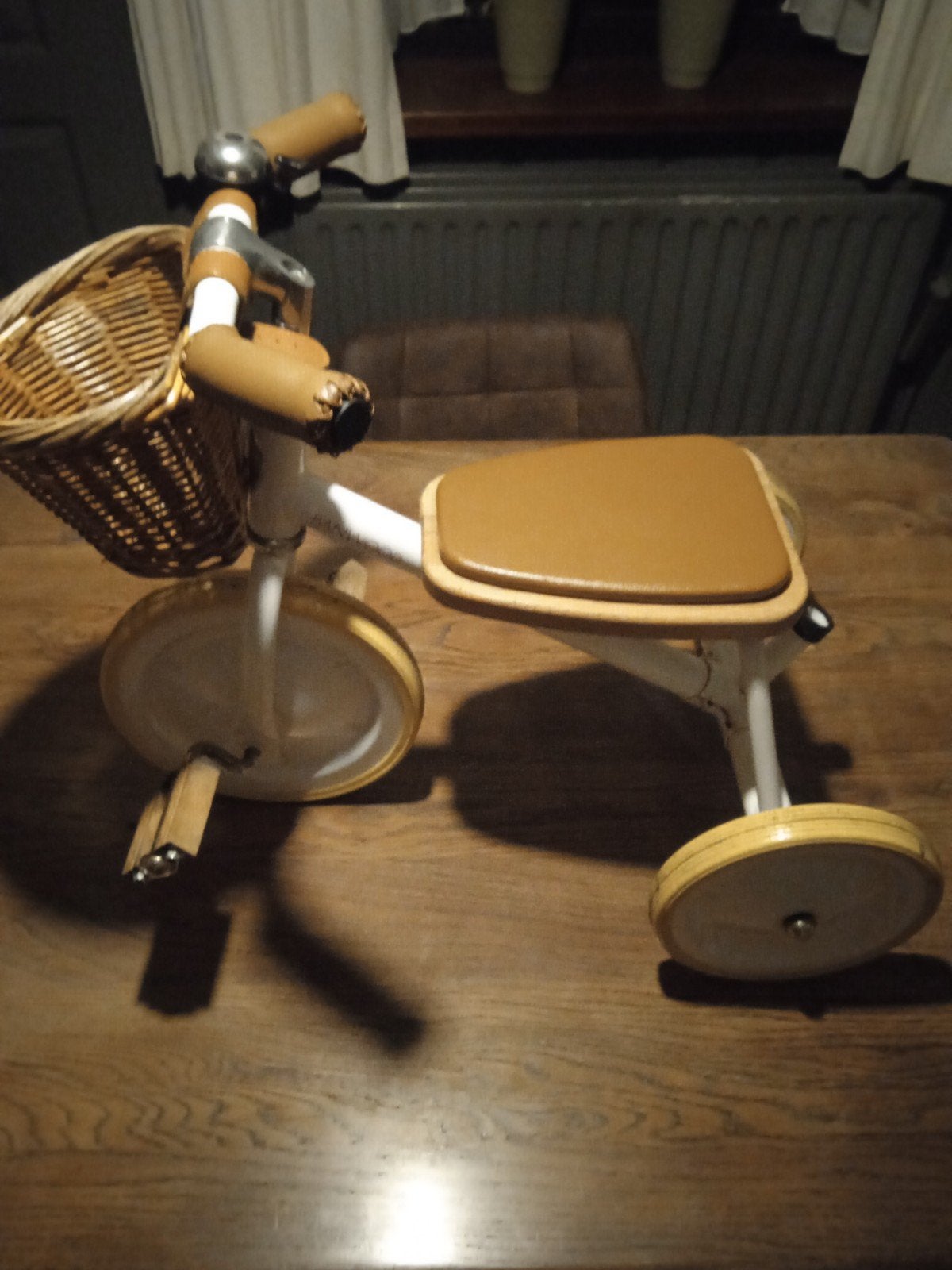 Banwood loopfiets/driewieler met mandje - Zo goed als nieuw, Ophalen of Verzenden, Zo goed als nieuw, Minder dan 16 inch, Banwood