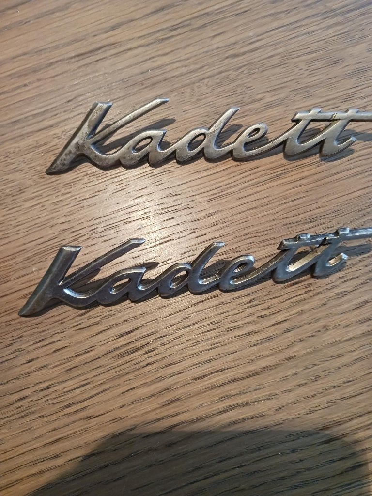 3x Embleem Opel Kadett 1900, Verzamelen, Ophalen of Verzenden, Gebruikt, Auto's