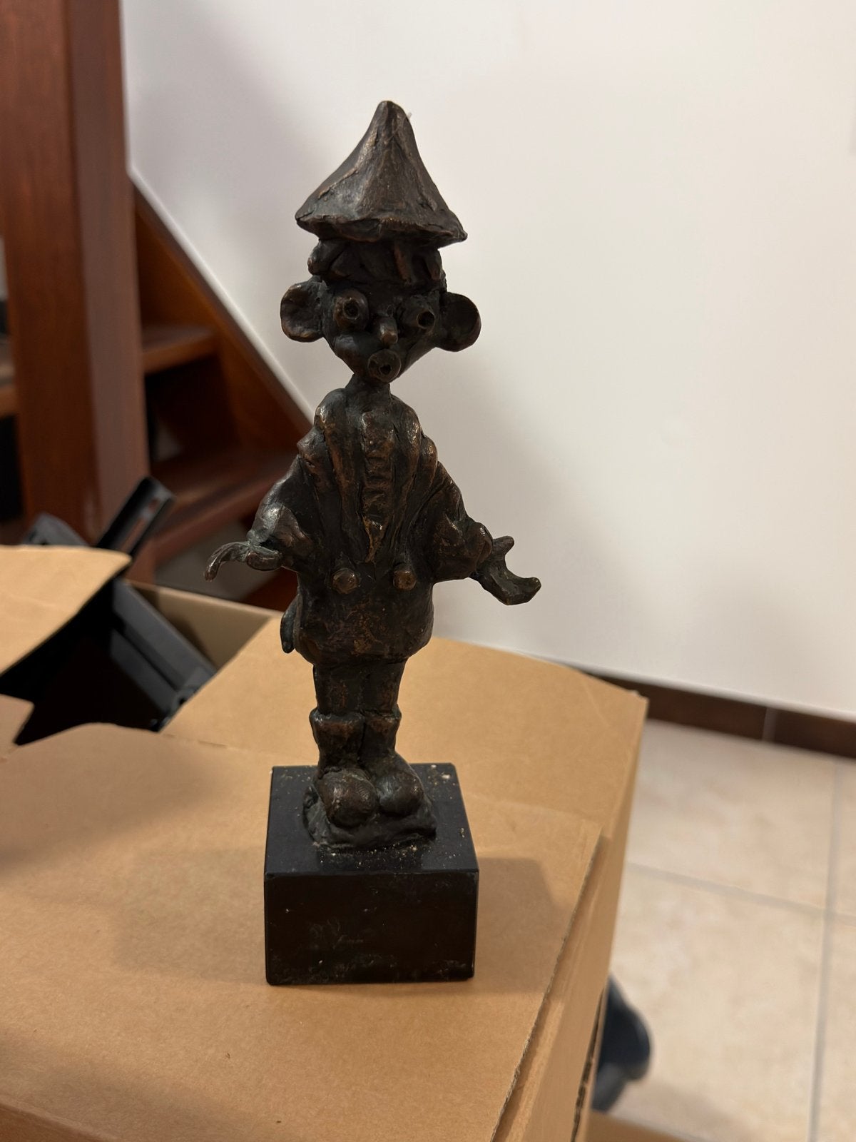 Bronzen beeldje - 25 cm hoog, Ophalen of Verzenden, 20 - 50 cm, Beeld, Europa