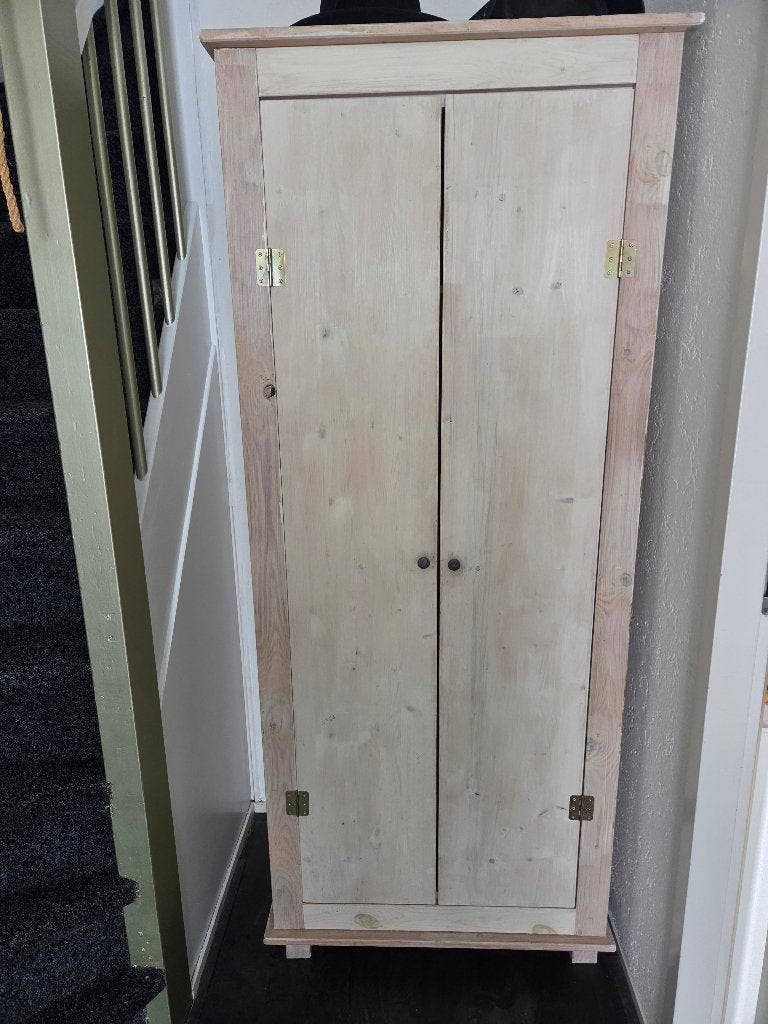 Kleding kast, Ophalen, 100 tot 150 cm, Zo goed als nieuw, 150 tot 200 cm