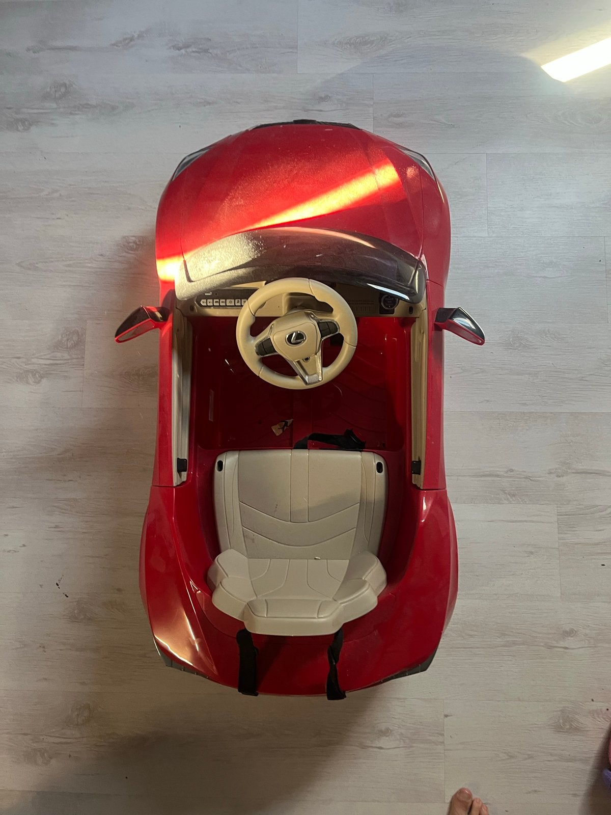 Lexus LC500 elektrische kinderauto met afstandsbediening, Gebruikt