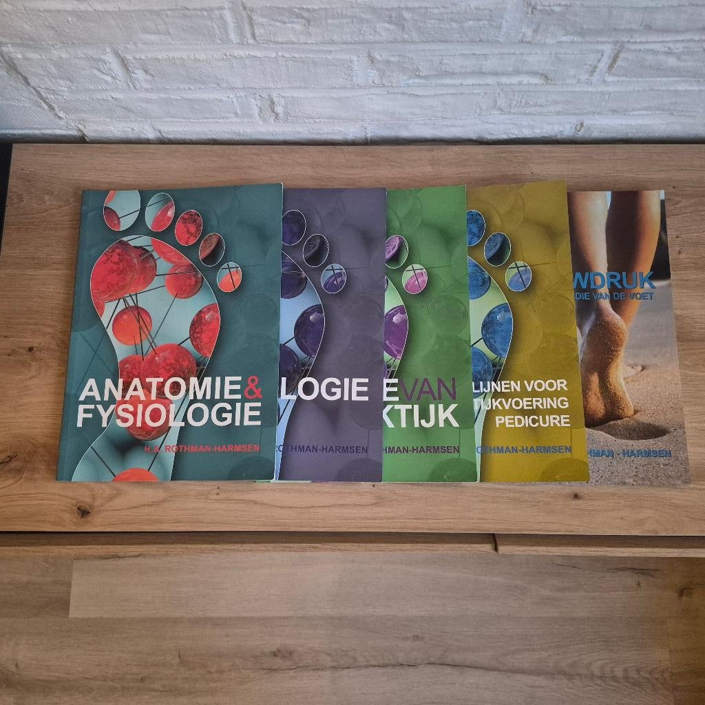 Pedicure boeken, Boeken, Studieboeken en Cursussen, Ophalen of Verzenden, Beta, Nieuw, H.A. Rothman-Harmsen
