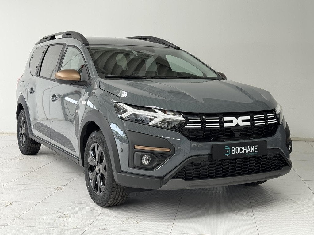 Dacia Jogger 1.6 Hybrid 140 Extreme 7p. | Navigatie | Camera, Auto's, Dacia, 4 cilinders, Met garantie (alle), 7 stoelen, Origineel Nederlands