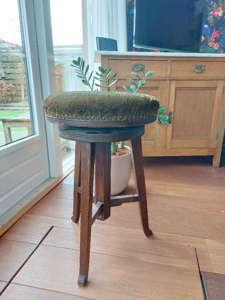 Antieke driepoot pianokruk met vijzel – 58–68 cm, Ophalen