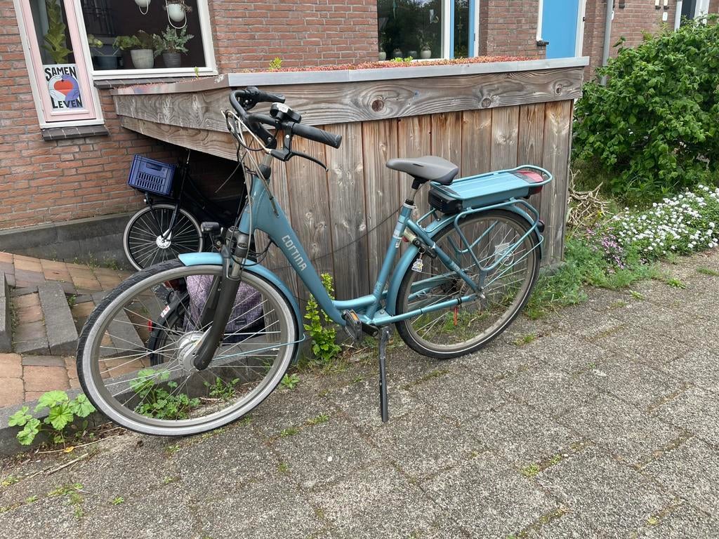 Elektrische fiets (accu werkt niet meer), Ophalen, Gebruikt, Minder dan 30 km per accu, Cortina