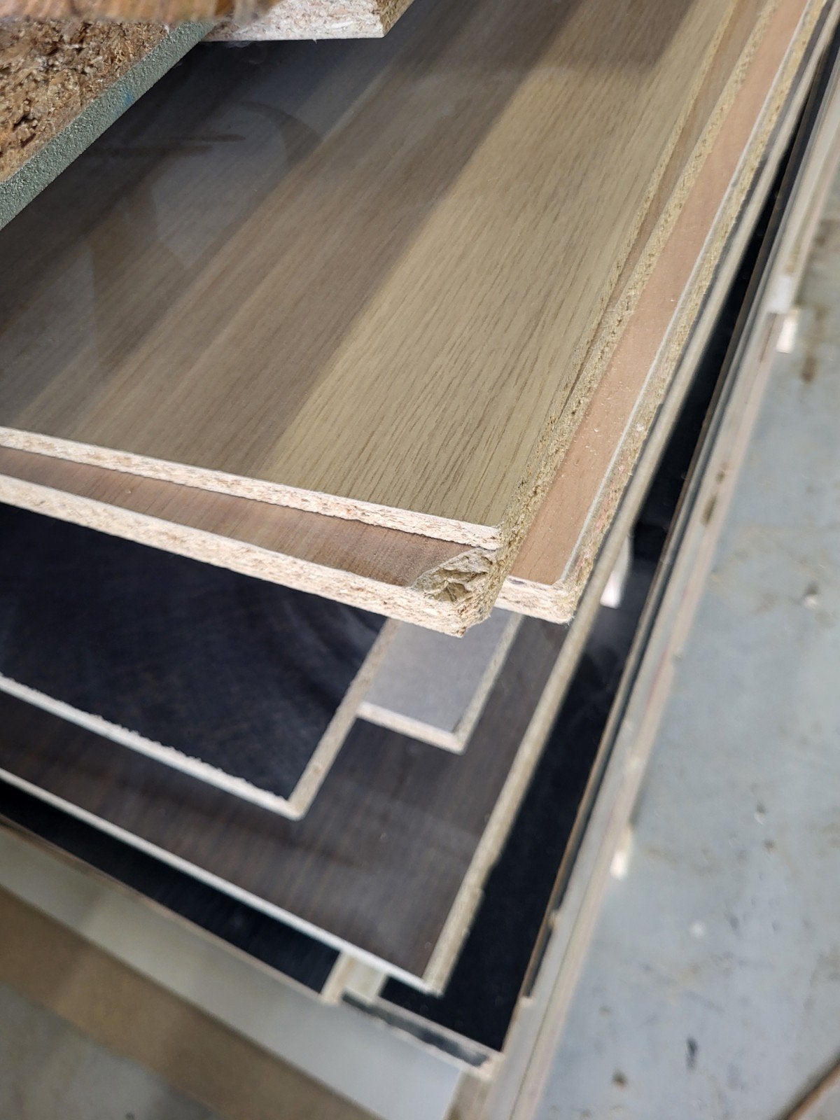 Partij decoratieve platen 10 en 18mm dik, diverse kleuren, Doe-het-zelf en Verbouw, Platen en Panelen, Ophalen, Nieuw