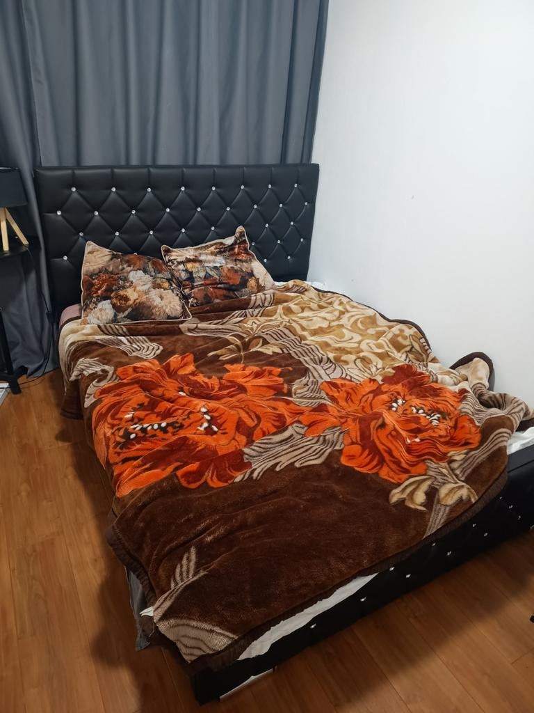 Bed 1.60 bij 2.00. 3 jaar oud, Ophalen, Tweepersoons, Hout, 160 cm