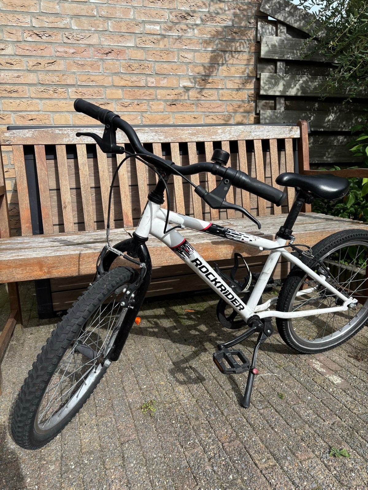 Rockrider kinderfiets 20 inch - Wit/Zwart, Ophalen, Gebruikt, Velgrem, 20 inch of meer