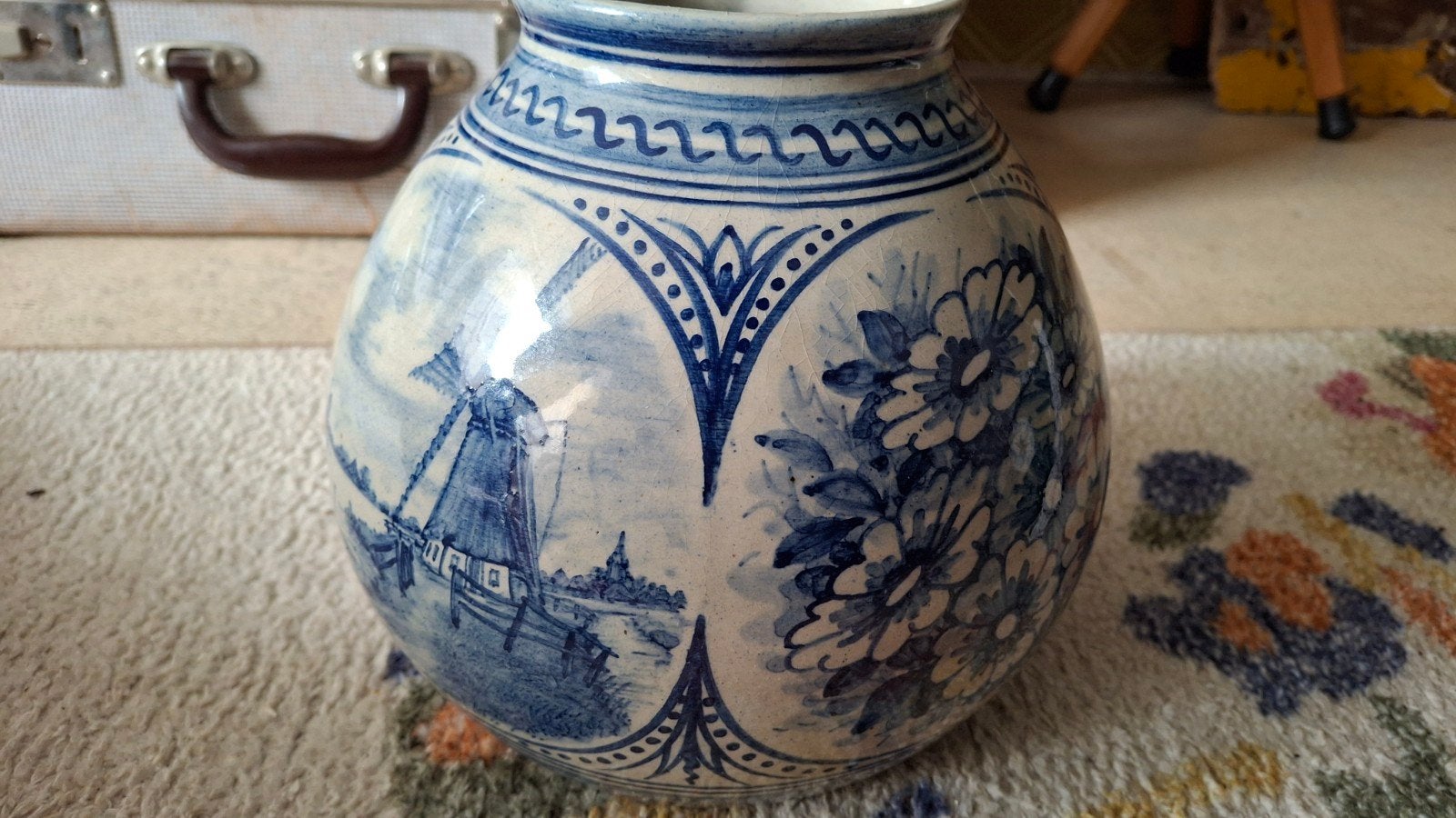 Antieke Delfts Blauwe Vaas met Molen en Schepen, Antiek en Kunst, Antiek | Vazen, Ophalen of Verzenden