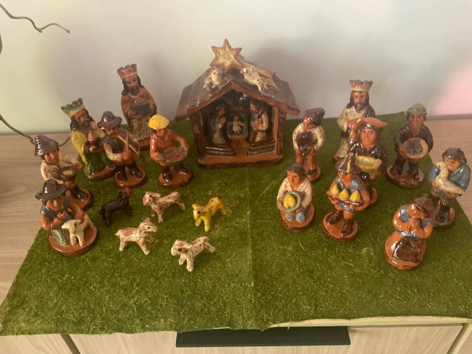 Een kerststal met beelden, Ophalen of Verzenden