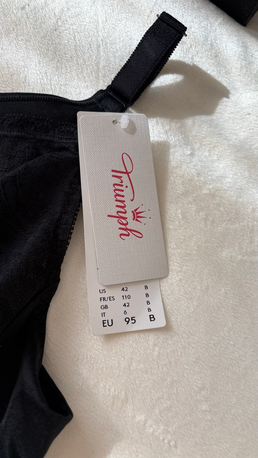 Nieuwe Triumph beha 95B - Zwart, zonder beugel, Verzenden, Zwart, BH