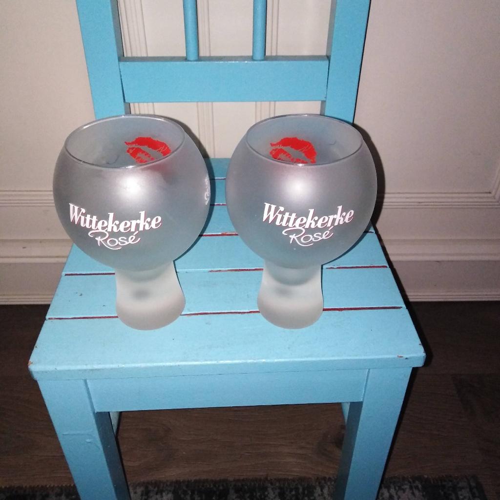 Wittekerke Rosé bierglazen 2 stuks, Ophalen, Zo goed als nieuw, Glas of Glazen, Overige merken