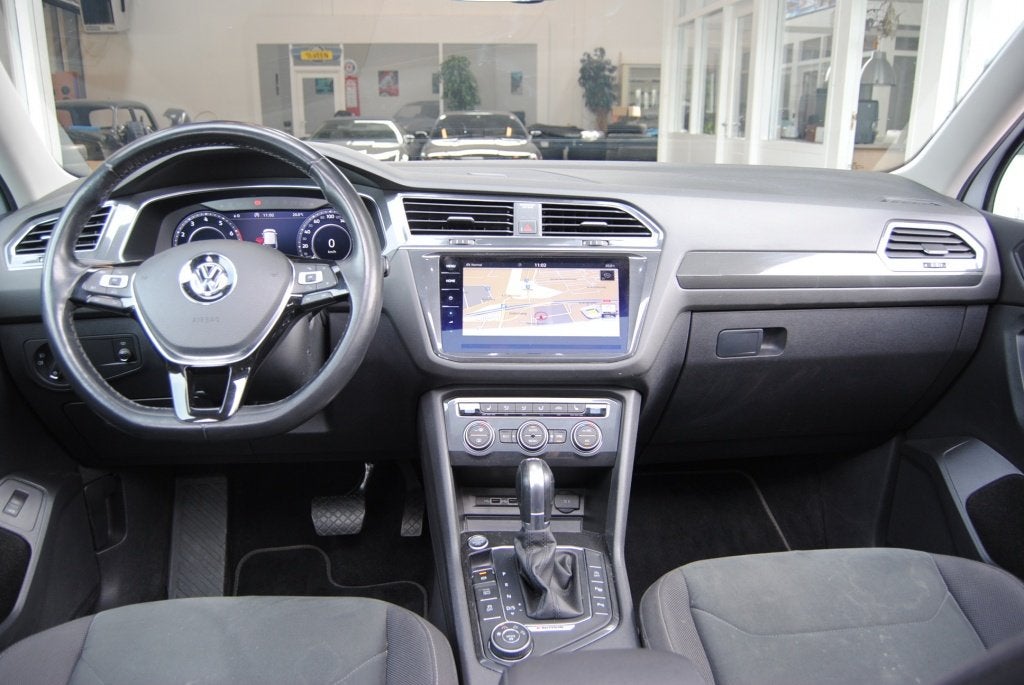 Volkswagen Tiguan Allspace 2.0 4M HL Bus R 7p. 4Motion| Pano, Auto's, Gebruikt, Euro 6, 1984 cc, 7 stoelen