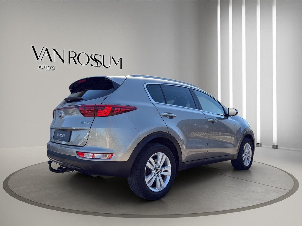 Kia Sportage 1.6 GDI First Edition | Navi | Camera | Parkeer, Voorwielaandrijving, Stof, Gebruikt, 4 cilinders