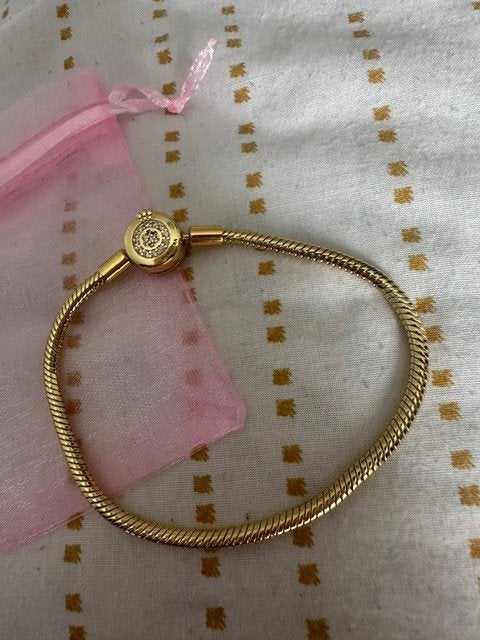 Pandora armband goud kleurig met kroonsluiting, 19 cm, Sieraden, Tassen en Uiterlijk, Armbanden, Overige materialen, Ophalen of Verzenden