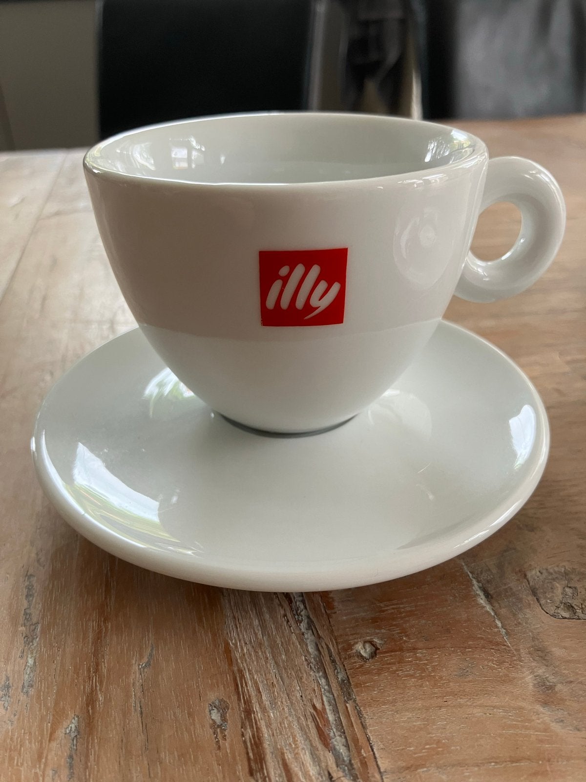 Set van 2 illy cappuccino kopjes - Zo goed als nieuw, Ophalen, Zo goed als nieuw, Overige stijlen, Kop(pen) en/of Schotel(s)