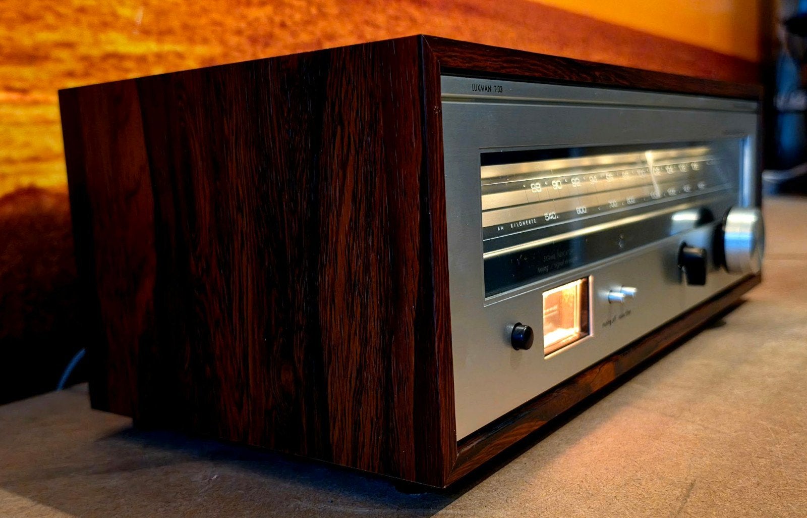 Luxman T-33 tuner, Ophalen of Verzenden, Zo goed als nieuw