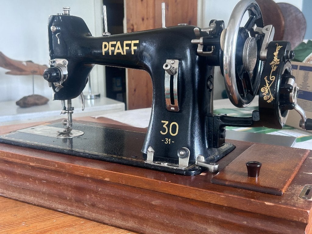 Pfaff 30 / 31 naaimachine, Ophalen