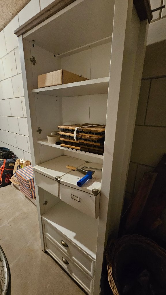 Vitriene kast, Ophalen, Gebruikt, Met deur(en), 50 tot 100 cm