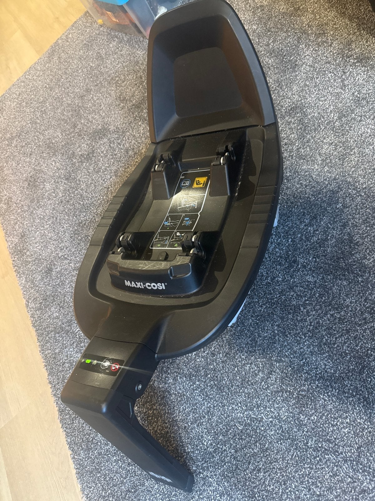 Maxi-Cosi FamilyFix3 ISOFIX Base - Zo goed als nieuw, Ophalen, 0 t/m 18 kg, Zo goed als nieuw, Isofix