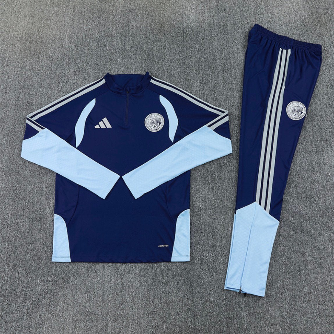 Ajax 26/27 Trainingspak (Alle maten beschikbaar), Ophalen of Verzenden, Nieuw, Trainingspak