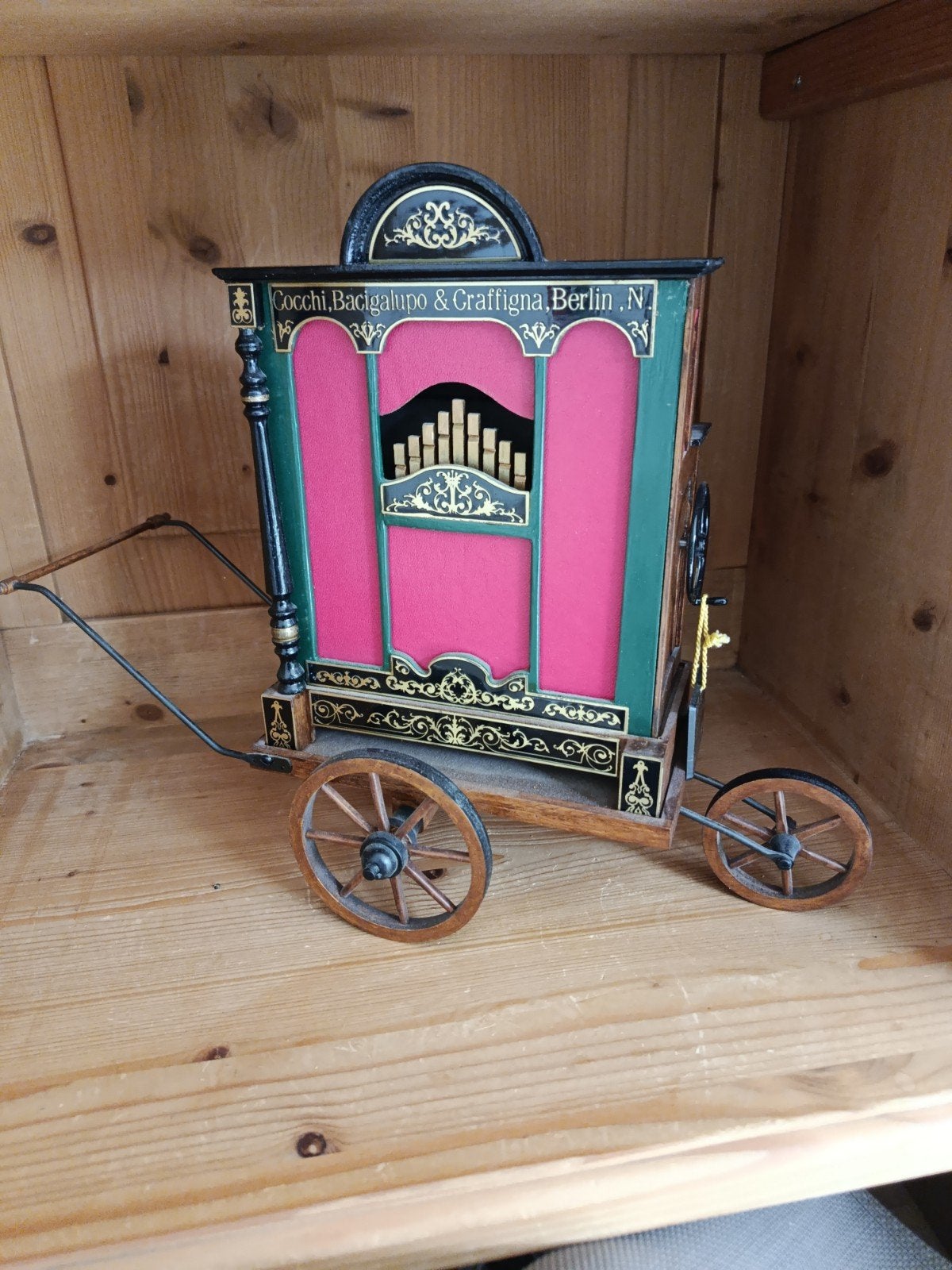 Handorgel met muziekbladen - Cocchi, Bacigalupo & Graffigna, Muziek en Instrumenten, Orgels, Ophalen of Verzenden, Gebruikt, Overige typen