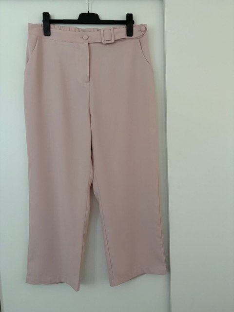 Stark Woman nieuwe broek maat 44(XXL), Kleding | Dames, Broeken en Pantalons, Verzenden, Maat 42/44 (L), Stark Woman, Nieuw
