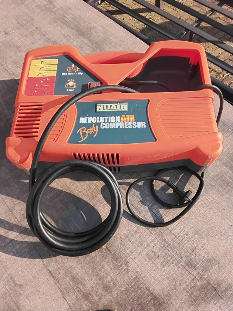 Revolution Nuair Compressor - Gebruikt, Werkt Prima, Doe-het-zelf en Verbouw, Compressors, Ophalen, Gebruikt, 6 tot 10 bar, Minder dan 200 liter/min