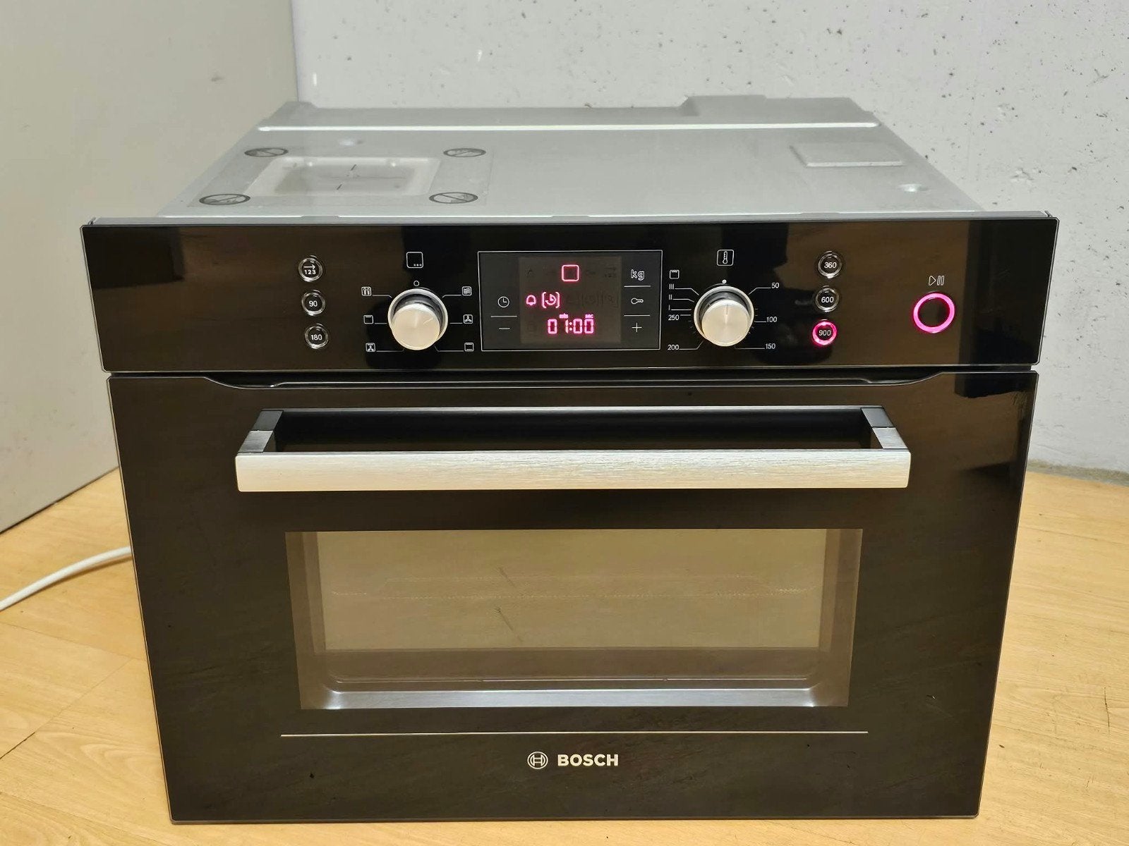 Luxe Bosch inbouw combi magnetron/combi oven.
Verwarmingssys, Witgoed en Apparatuur, Ophalen of Verzenden, Zo goed als nieuw