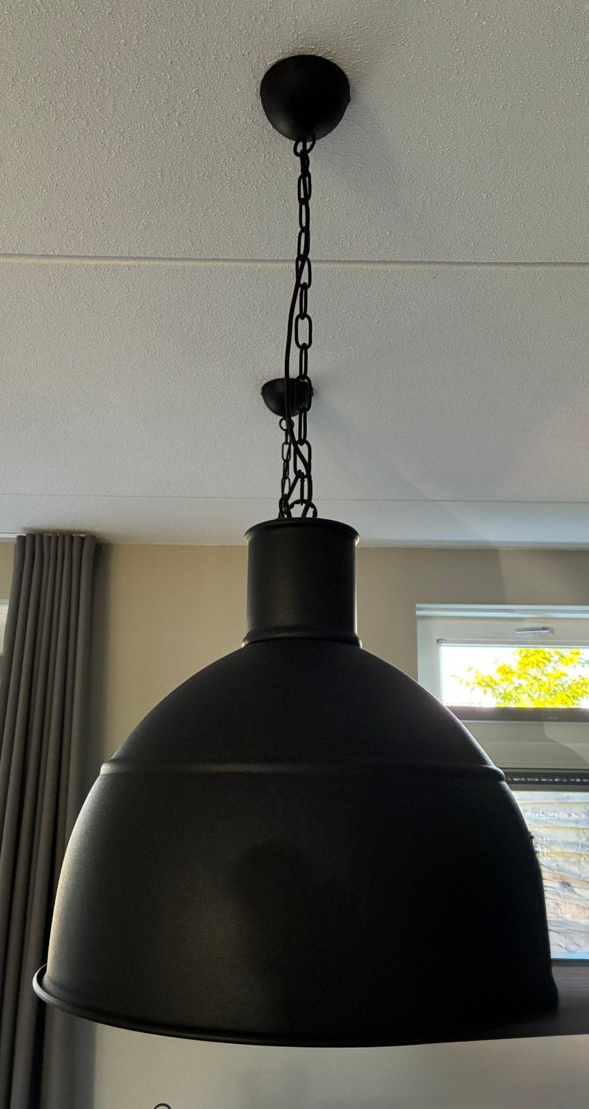 2 zwarte hanglampen rvs industriële look, Huis en Inrichting, Ophalen, Zo goed als nieuw