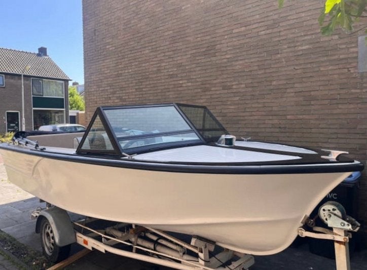 Nette Vintage tour speedboot Evinrude met trailer bimi leer, Watersport en Boten, Ophalen, Overige merken, 5 m, Zo goed als nieuw