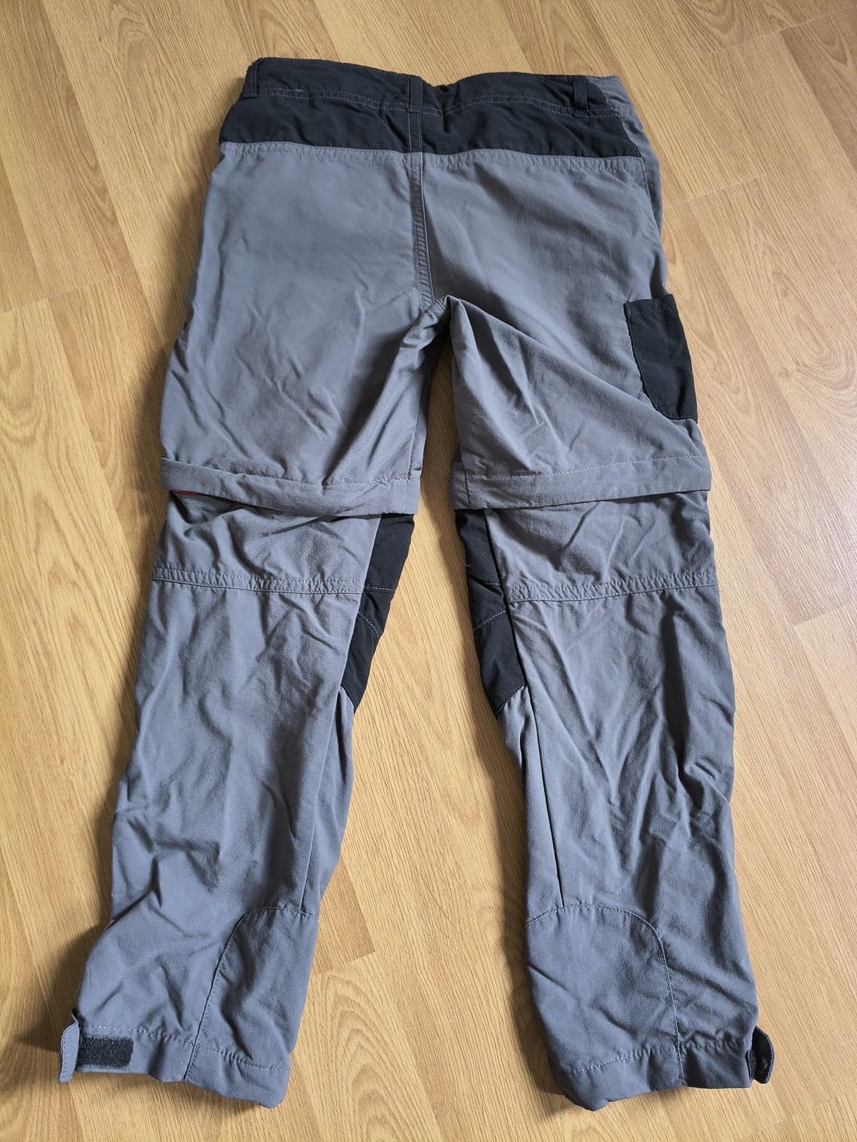 Decathlon Afritsbroek - Grijs/Zwart - Maat 120-122 cm, Ophalen of Verzenden, Zo goed als nieuw