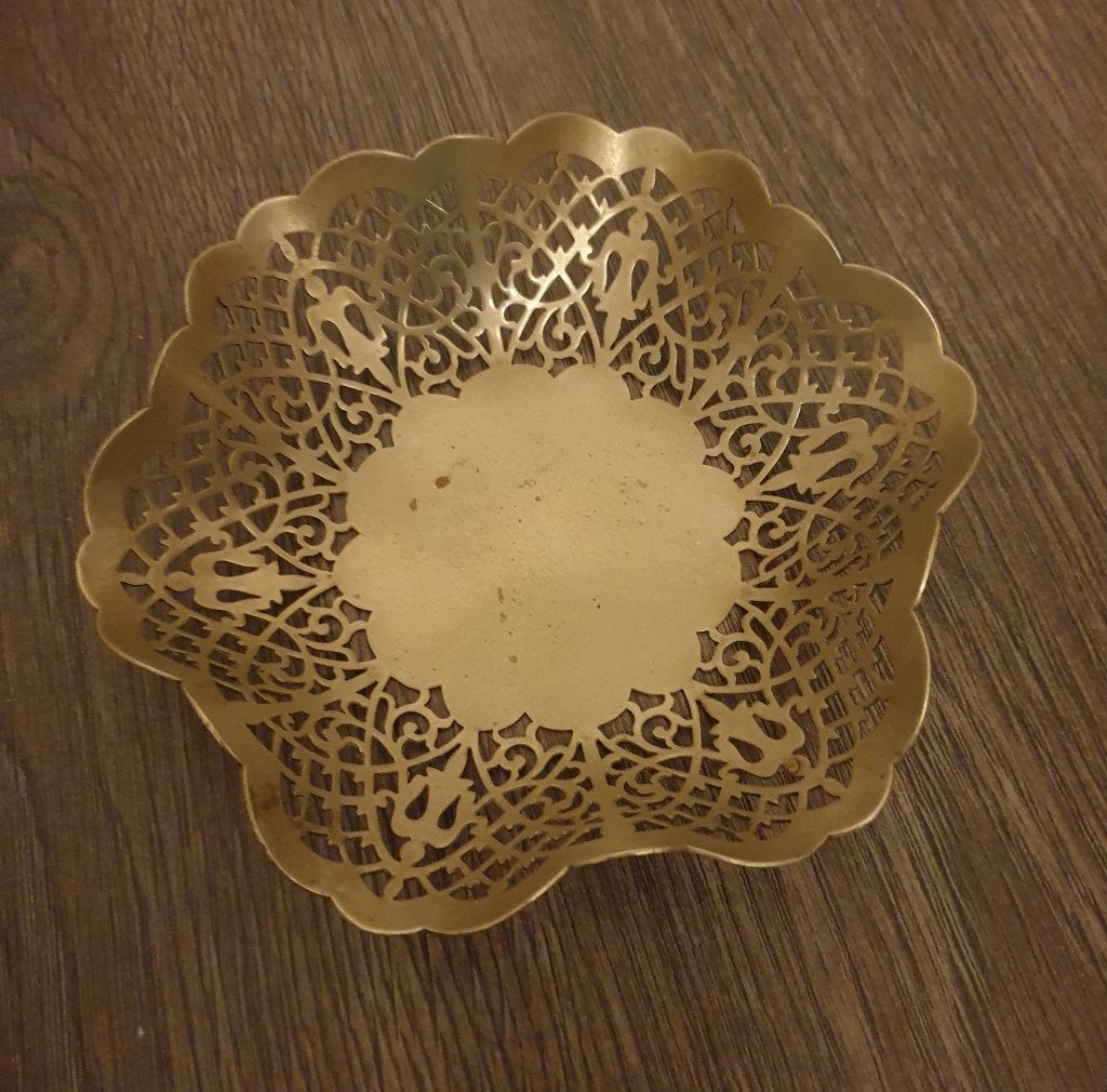 Mooi en oud gemerkt schaaltje, Ophalen of Verzenden