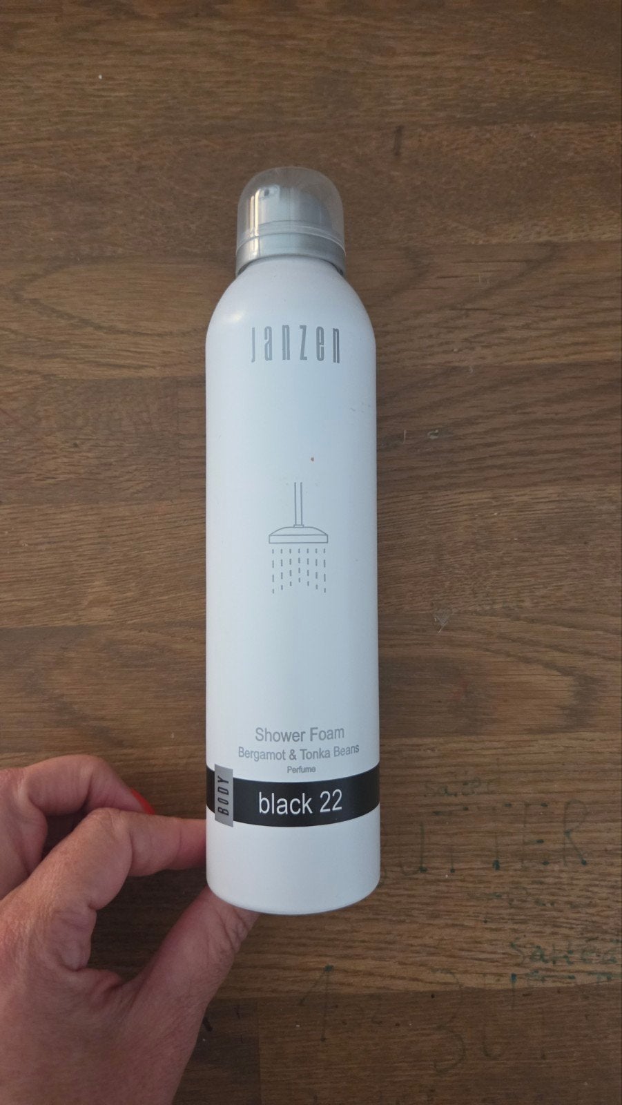 Janzen Shower Foam Black 22 Bergamot & Tonka Beans ongeopend, Ophalen of Verzenden, Nieuw, Bad & Douche